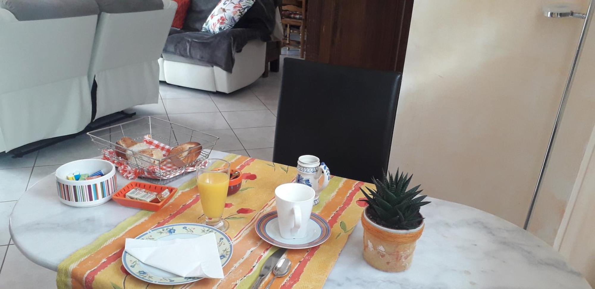 Lauriers Roses Bed and Breakfast Puisserguier Εξωτερικό φωτογραφία